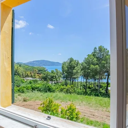 Casale Sul Mare - Grilli 2 Vakantiehuis *