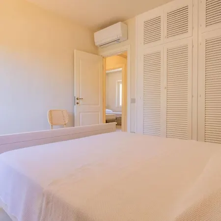 Vakantiehuis Casale Sul Mare - Grilli 2 *